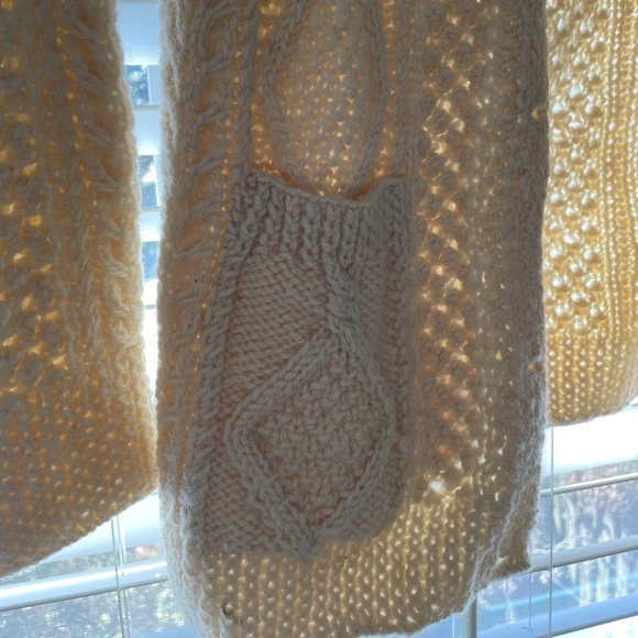 Aran 100% Pure Irish Wool Hand Knit Fisherman Cable Cardigan - Picture 3 of 6